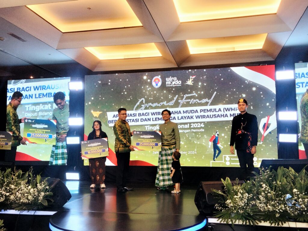Banggakan Daerah dan Inspirasi Pemuda: Akbar Putra Sulsel, Raih Peringkat Kedua di Ajang Wirausaha Muda Nasional Yang Digelar Kemenpora