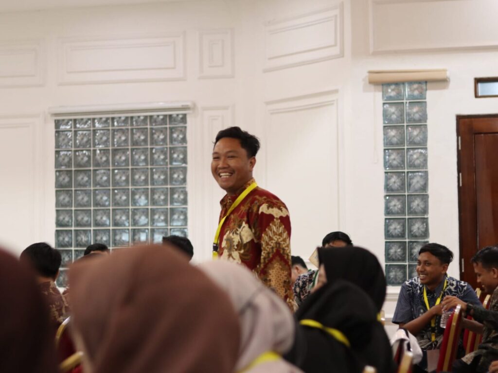 Syair Riau Negeri Yang Kaya(Tentang Rakyat Riau yang Bertanya)