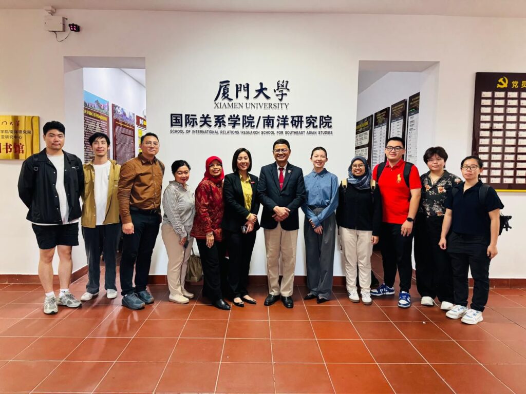 Taruna Ikrar Paparkan Peran Strategis BPOM di Tingkat Regional, dan Internasional di Universitas Xiamen Top Asia