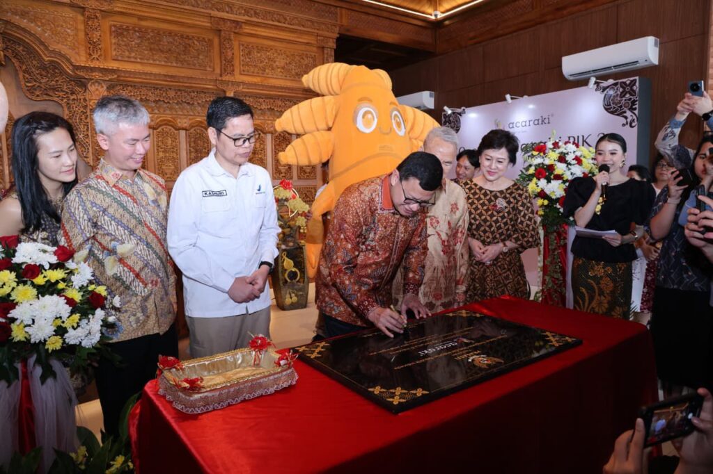 Kepala BPOM Resmikan Cafe Jamu di PIK 2; Taruna Ikrar, Arsitek Konsep ABG di Balik Transformasi 30 ribu Herbal Indonesia Berstandar Global